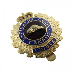 Custom OEM Hard Enamel Canada Cap Badge